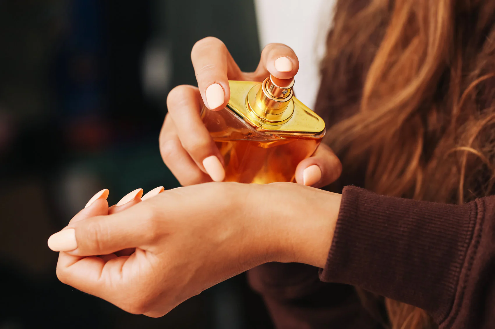 Perfumy do pracy – dyskretne zapachy, które zrobią dobre wrażenie